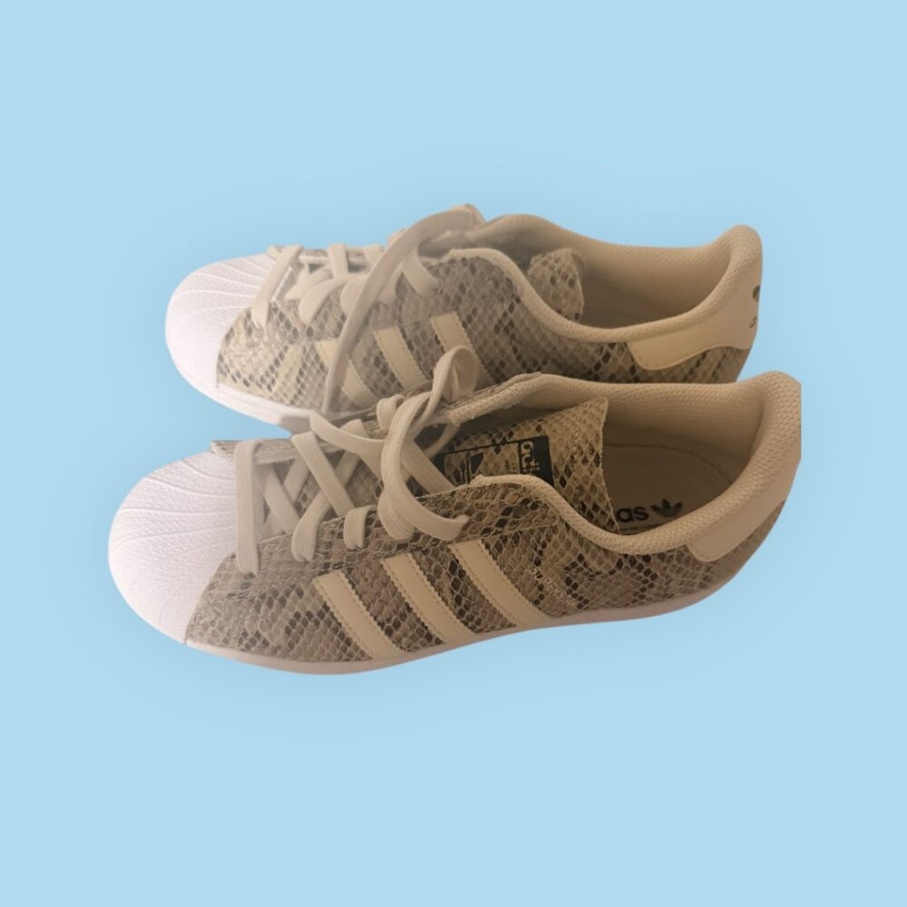 Adidas Superstar Snakeskin Print Sneakers Women’s US 7 – No Box